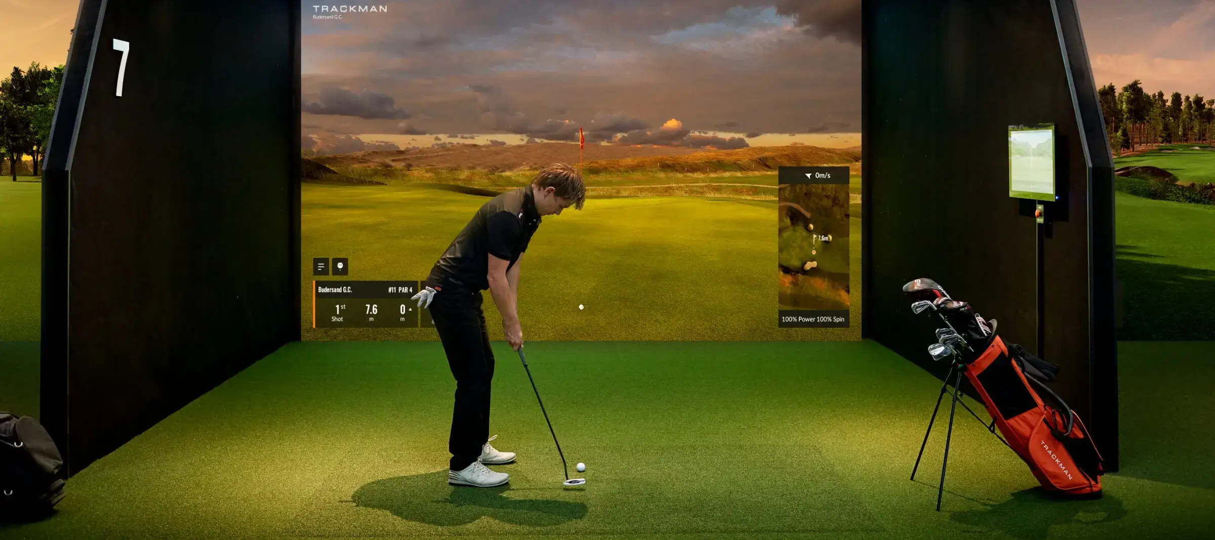 Champion Indoor Golf simulator